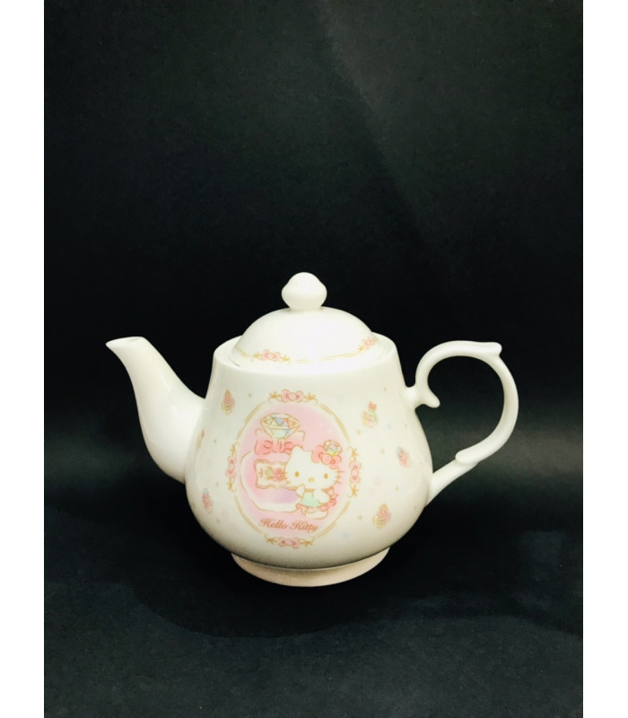 Hello Kitty Teapot