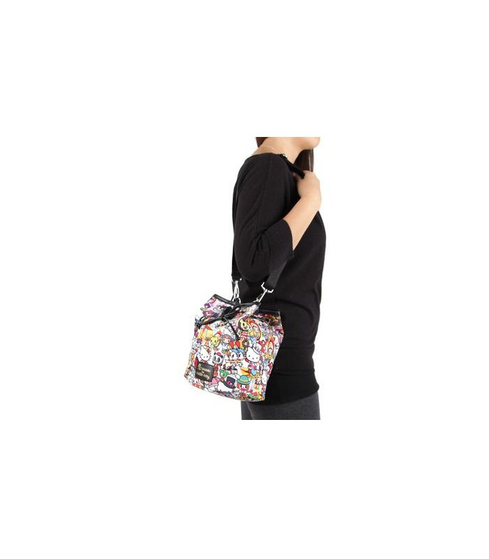 Hello Kitty Bucket Bag: Tkdk