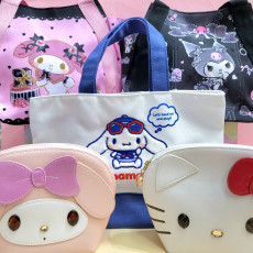 Bag and wallets at the Kitty Shop