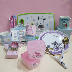 Hello Kitty dinin items at The Kitty Shop